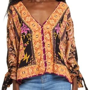 Free People Floral Catch Me If You Can Boho Tie Long Sleeve Top 👚